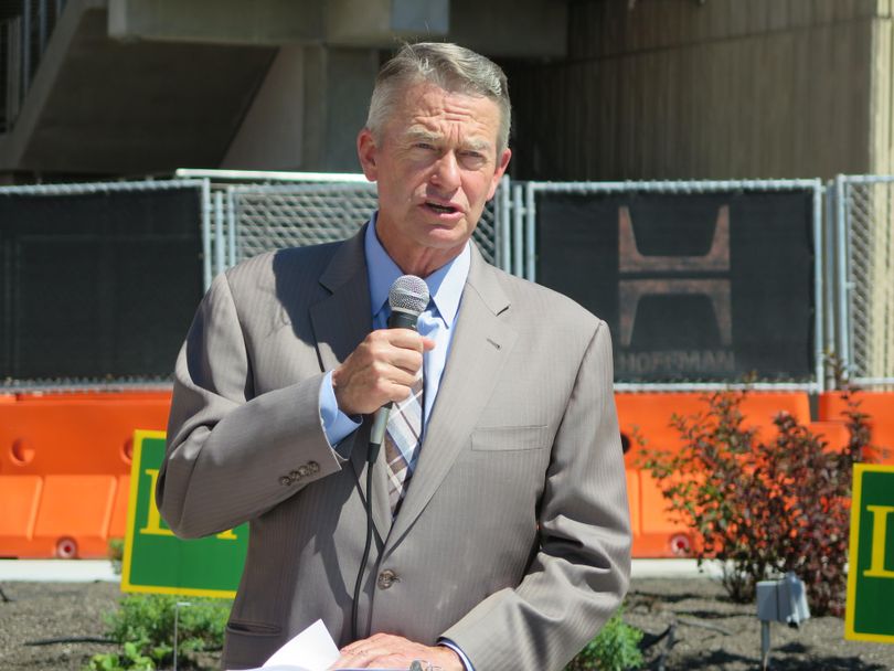 Idaho Lt. Gov. Brad Little announces new policy proposals in a news conference at the J.R. Simplot Co. headquarters in Boise on Wednesday, July 26, 2017. (Betsy Z. Russell)