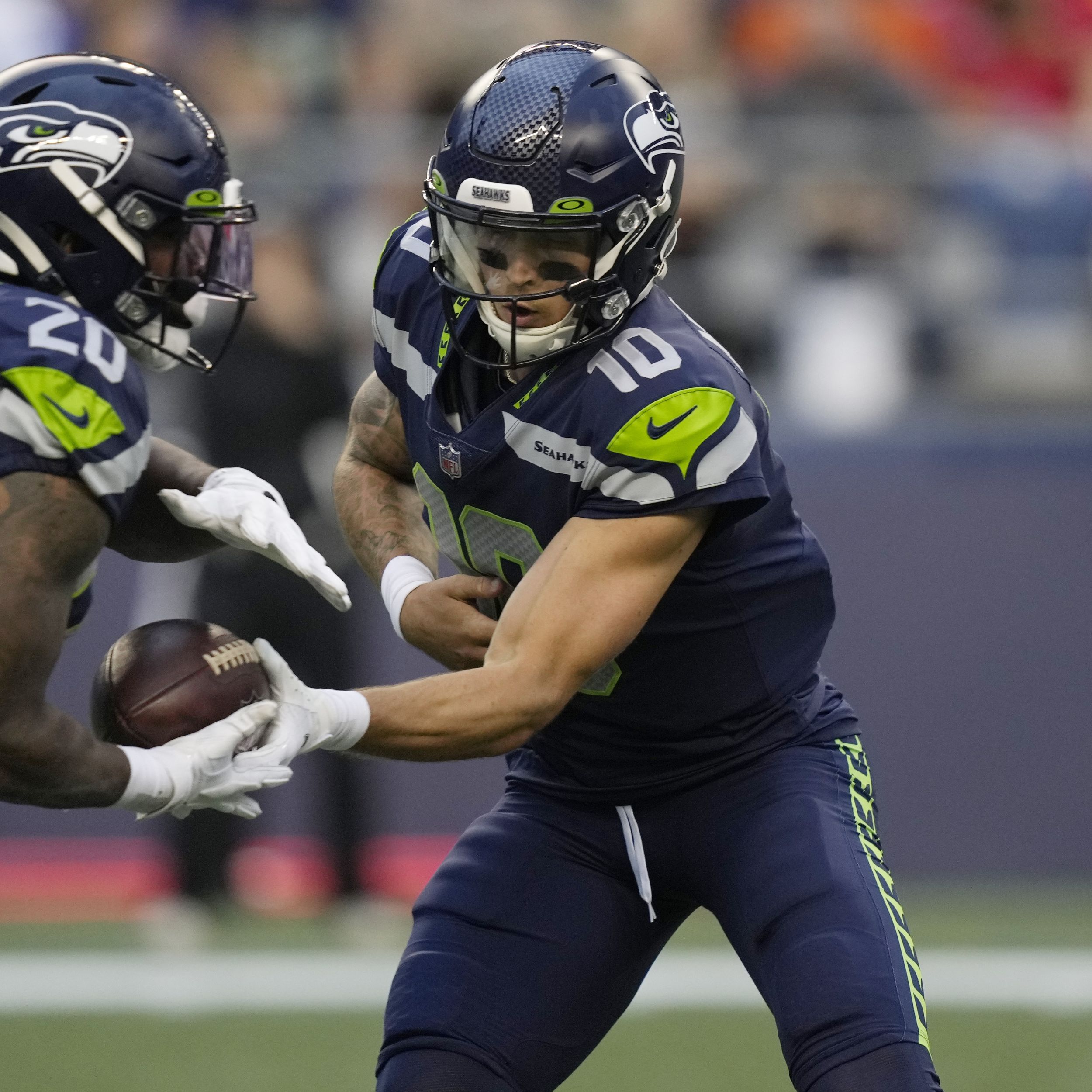 Seahawks rushing attack is still nonexistent, Chris Carson not used most of  second half - NBC Sports