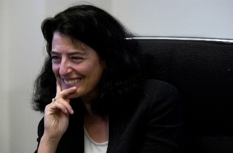 Attorney Mary Schultz in 2003 after moving her law practice to the eighth floor of the Lincoln Building, the former home of the Empire Club. (Liz Kishimoto)