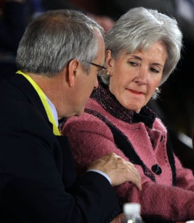 Colorado Gov. Bill Ritter talks to Kansas Gov. Kathleen Sebelius during the National Governors Association meeting in Washington on Saturday. Sebelius faced questions about her prospects of being nominated  to a Cabinet post.  (Associated Press / The Spokesman-Review)