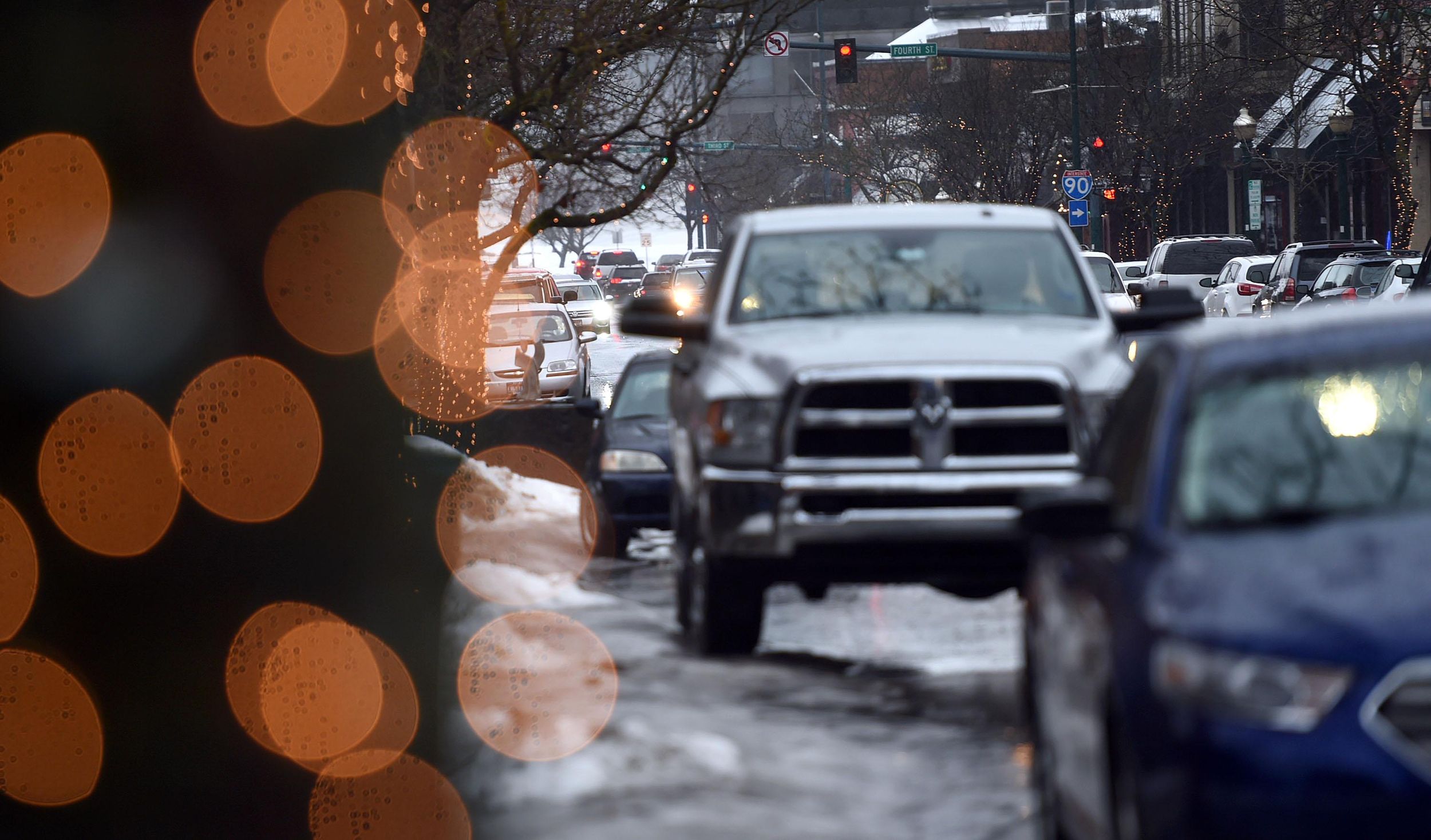 Coeur D’Alene Parking: Don’t Let It Break The Bank!