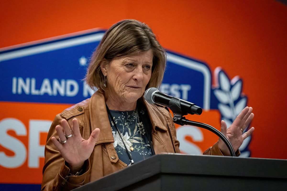 Inland Northwest Sports Hall of Fame inductee Sue Doering speaks Tuesday at the Arena about her career as a high school volleyball coach at Colfax and Deer Park.  (COLIN MULVANY/THE SPOKESMAN-REVI)