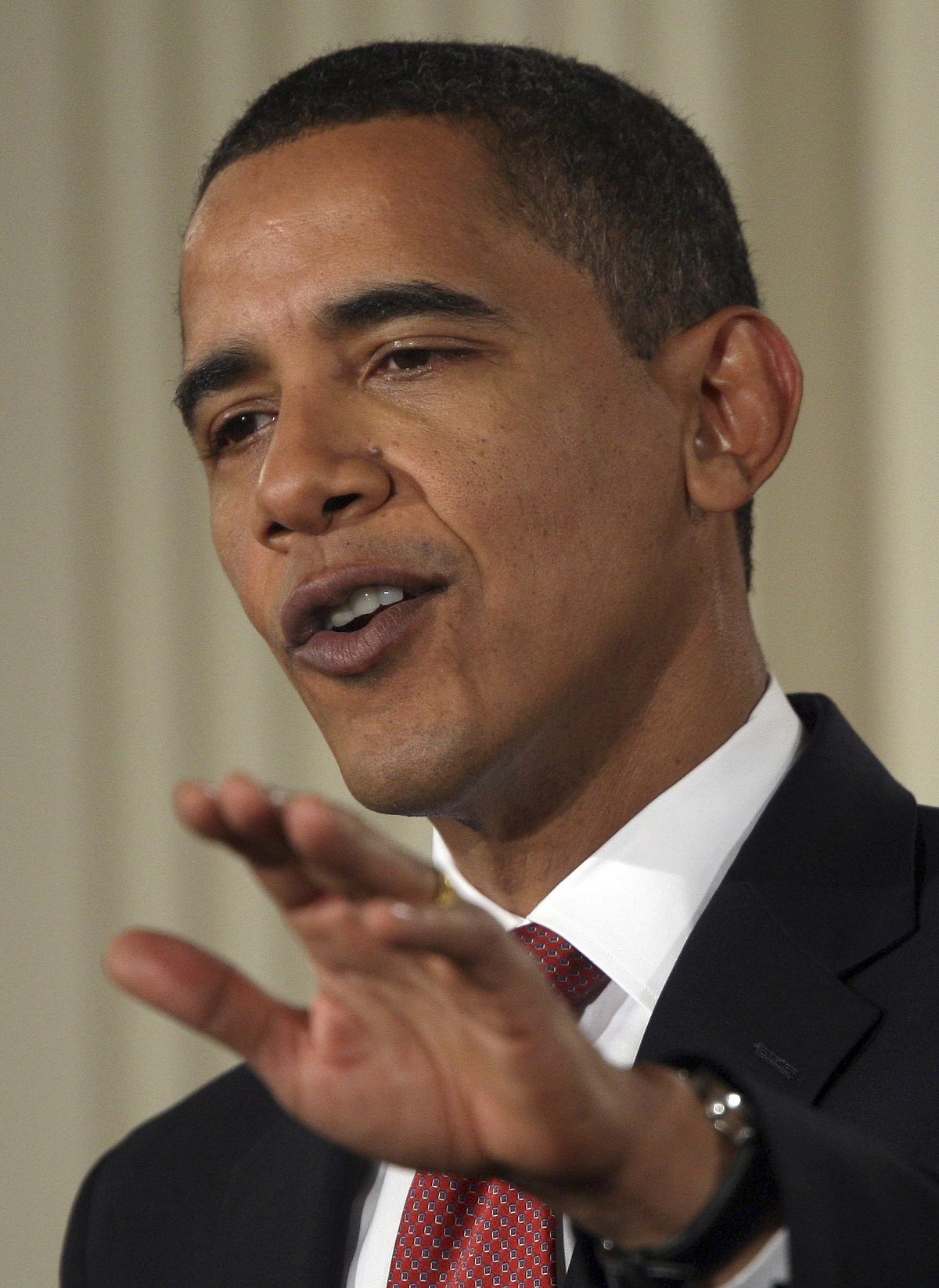 Obama (Ron Edmonds / The Spokesman-Review)