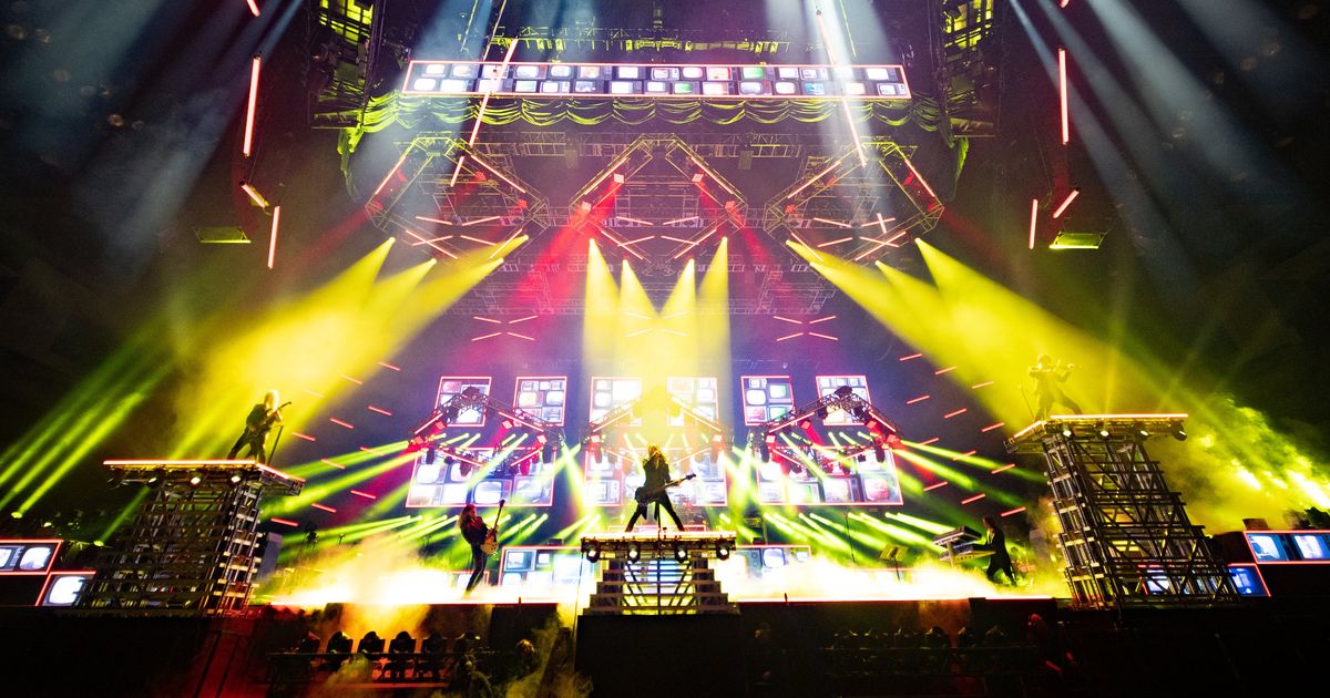 He gave a total stranger $50,000 in cash: the strange, multi-million dollar  empire of Trans-Siberian Orchestra - New Statesman