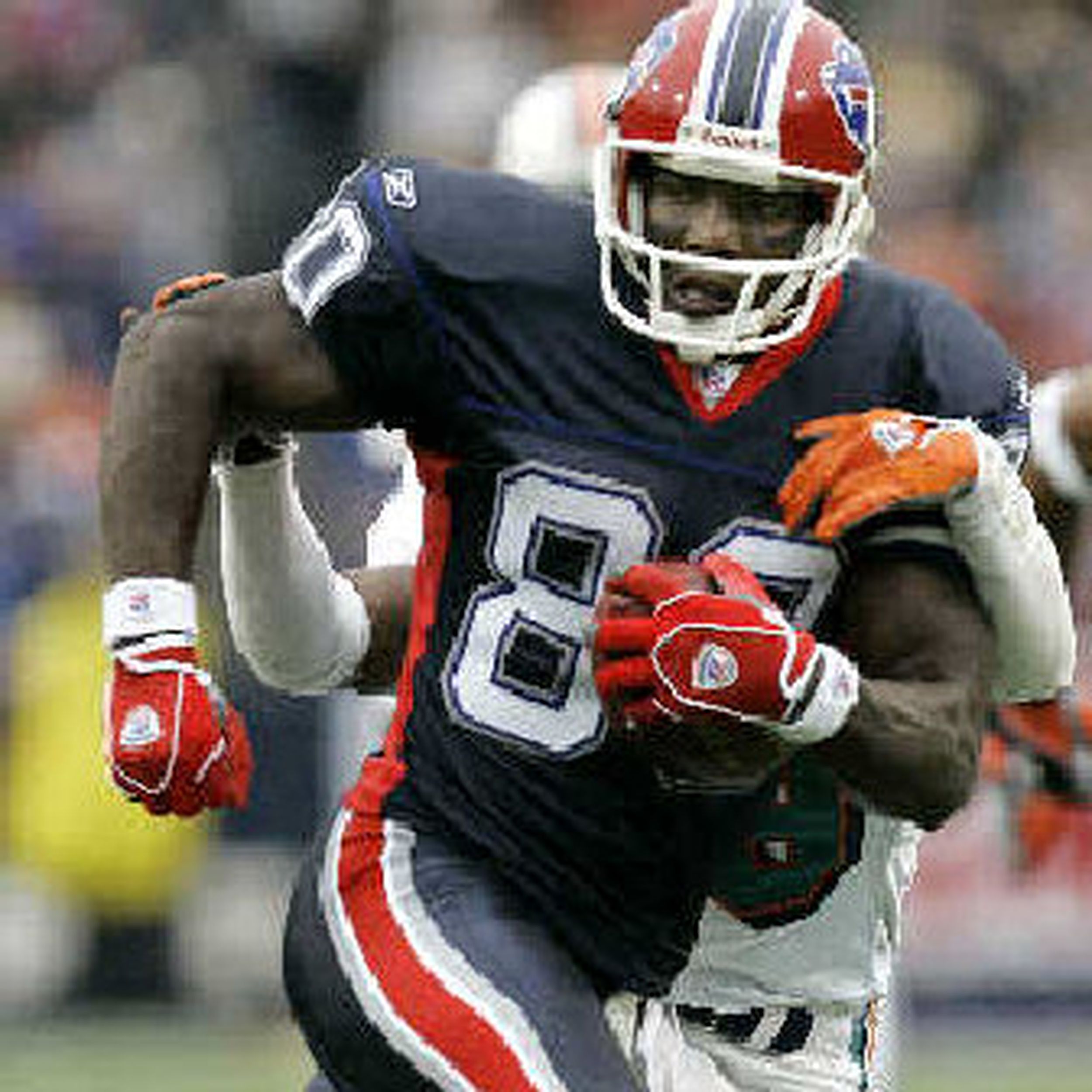 Eric Moulds - WR - Buffalo Bills  Bills football, Nfl buffalo bills,  Buffalo bills football