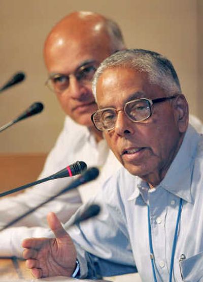 
Indian National Security Adviser M.K. Narayanan, right, and Foreign Secretary Shiv Shankar Menon, discuss the agreement on Friday in New Delhi. Associated Press
 (Associated Press / The Spokesman-Review)