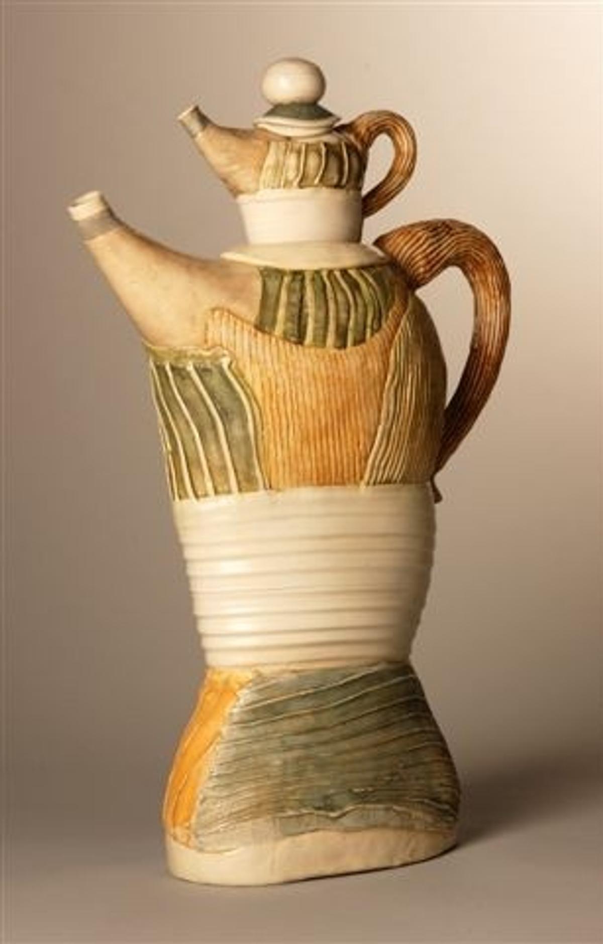 Vessel With Teapot, by Gina Freuen
