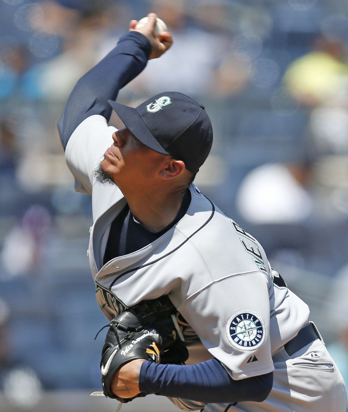 Mariners starter Felix Hernandez gave up one run in loss. (Associated Press)