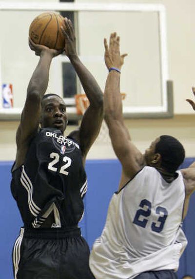 Oklahoma City Forward Jeff Green, left, goes up for a shot. Associated Press
 (Associated Press / The Spokesman-Review)