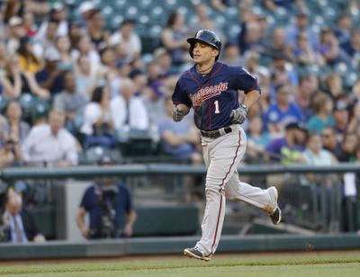 Sam Flud rounds bases after fifth-inning HR. (Associated Press)