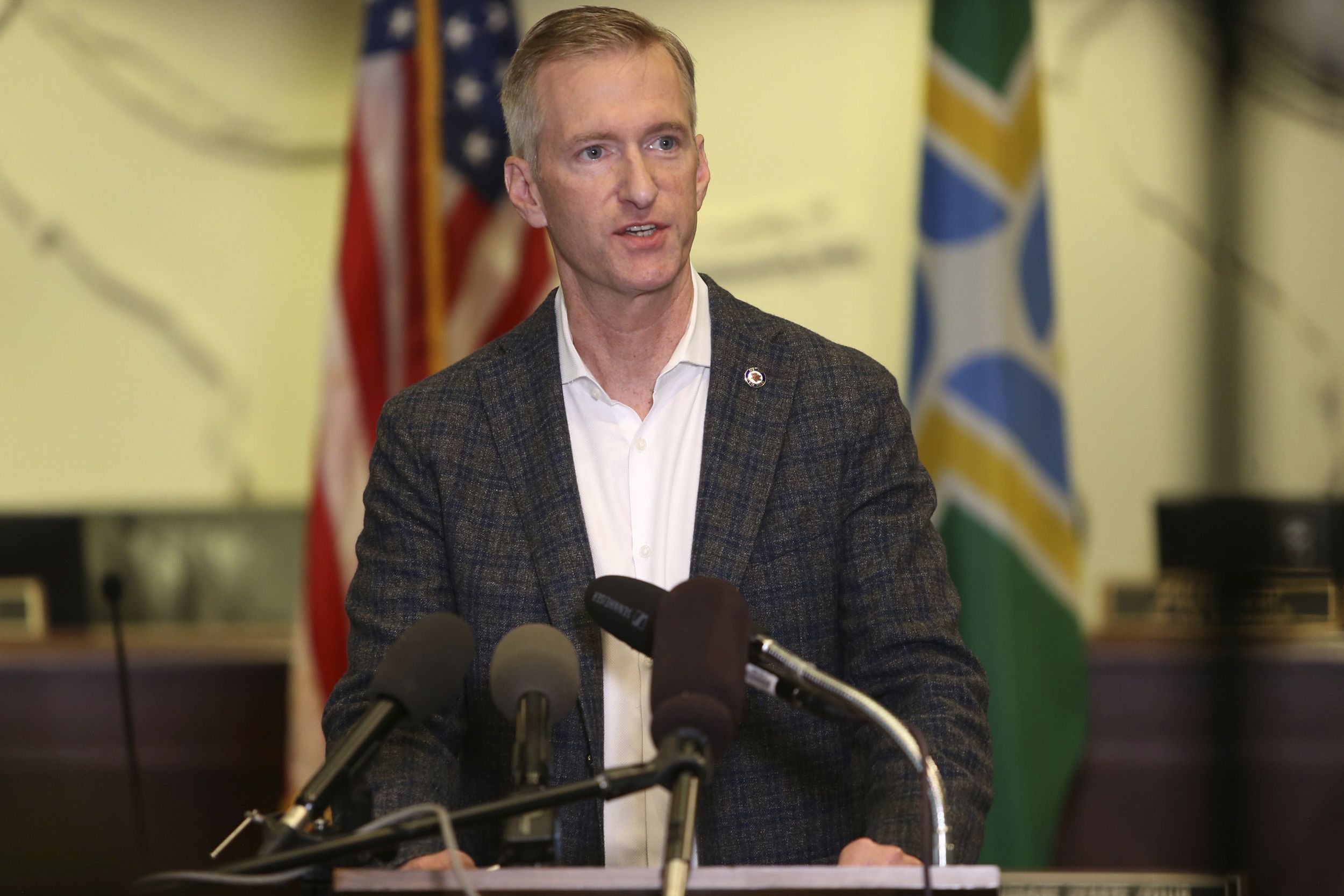 Portland, Oregon, mayor decries ongoing protest violence The