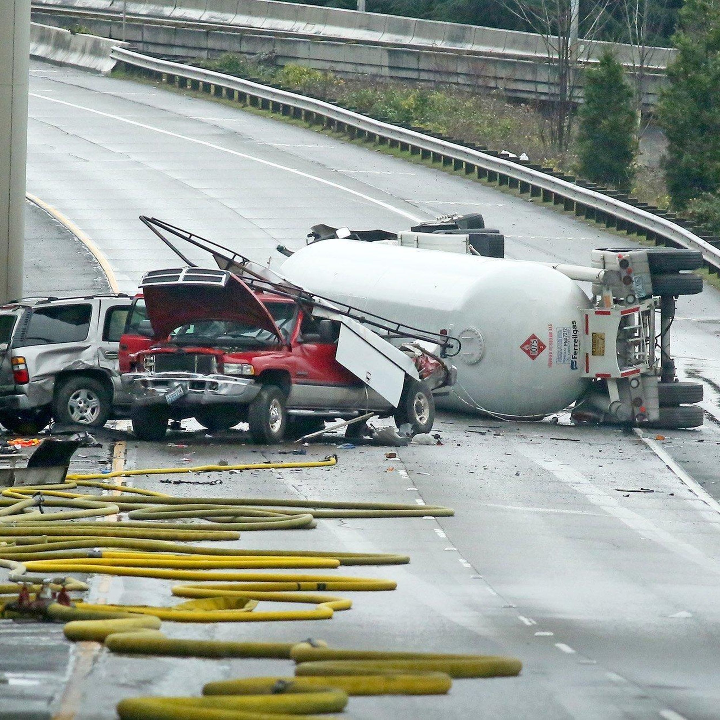 tank truck rollover