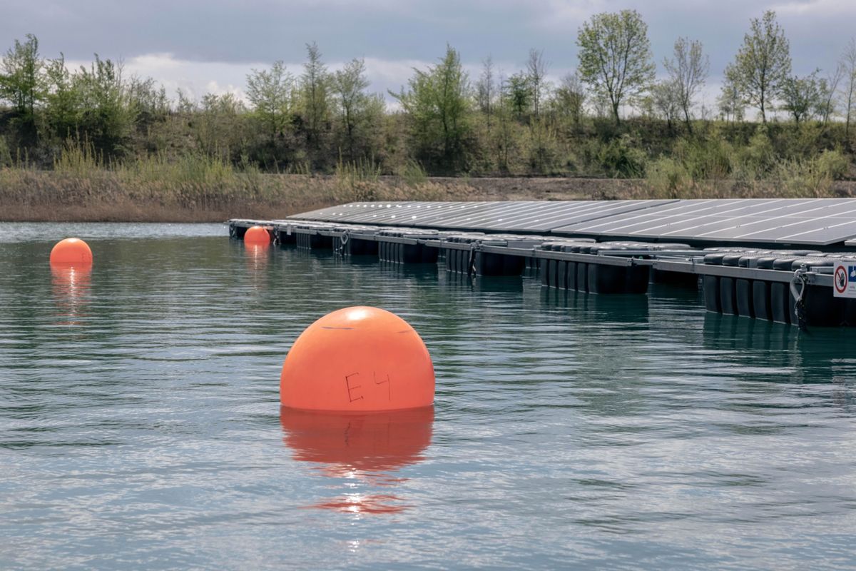 The World Bank figures that Europe could cover at least 7% of its annual power consumption by deploying floating solar panels on just 10% of artificial lake surfaces.  (Michaela Nagyidaiova/Bloomberg)