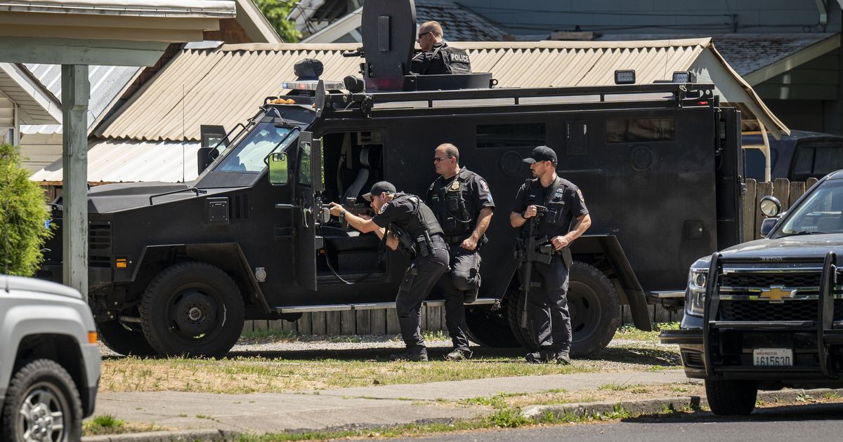 Man Arrested After Standoff With Spokane Police, SWAT Team | The ...