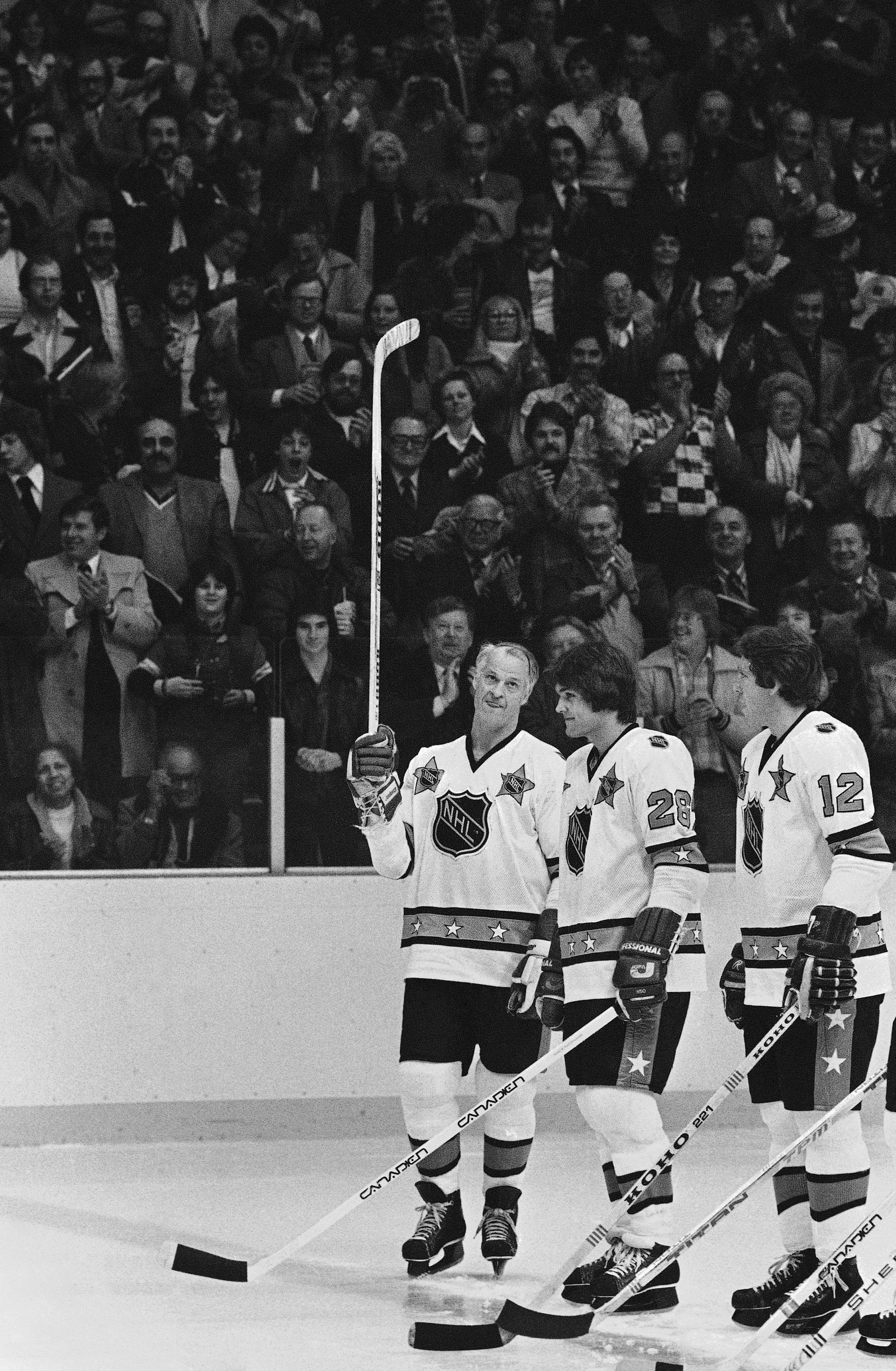 The most iconic photos of the Joe Louis Arena farewell