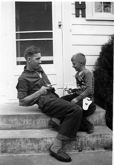 Joe Kramarz with his stepfather, Barney Zierleyn, on Kramarz's 6th birthday in 1948. (Photo Kramarz / Courtesy of Joe Kramarz)