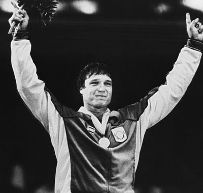 Jeff Blatnick celebrates after winning gold medal in 1984 Summer Olympics. (Associated Press)