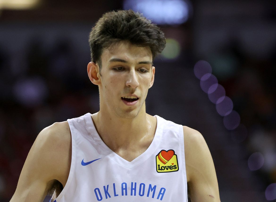 Former Gonzaga center Chet Holmgren flirts with double-double in return - Chet Holmgren’s Towering Height – NBA’s Slim Giant