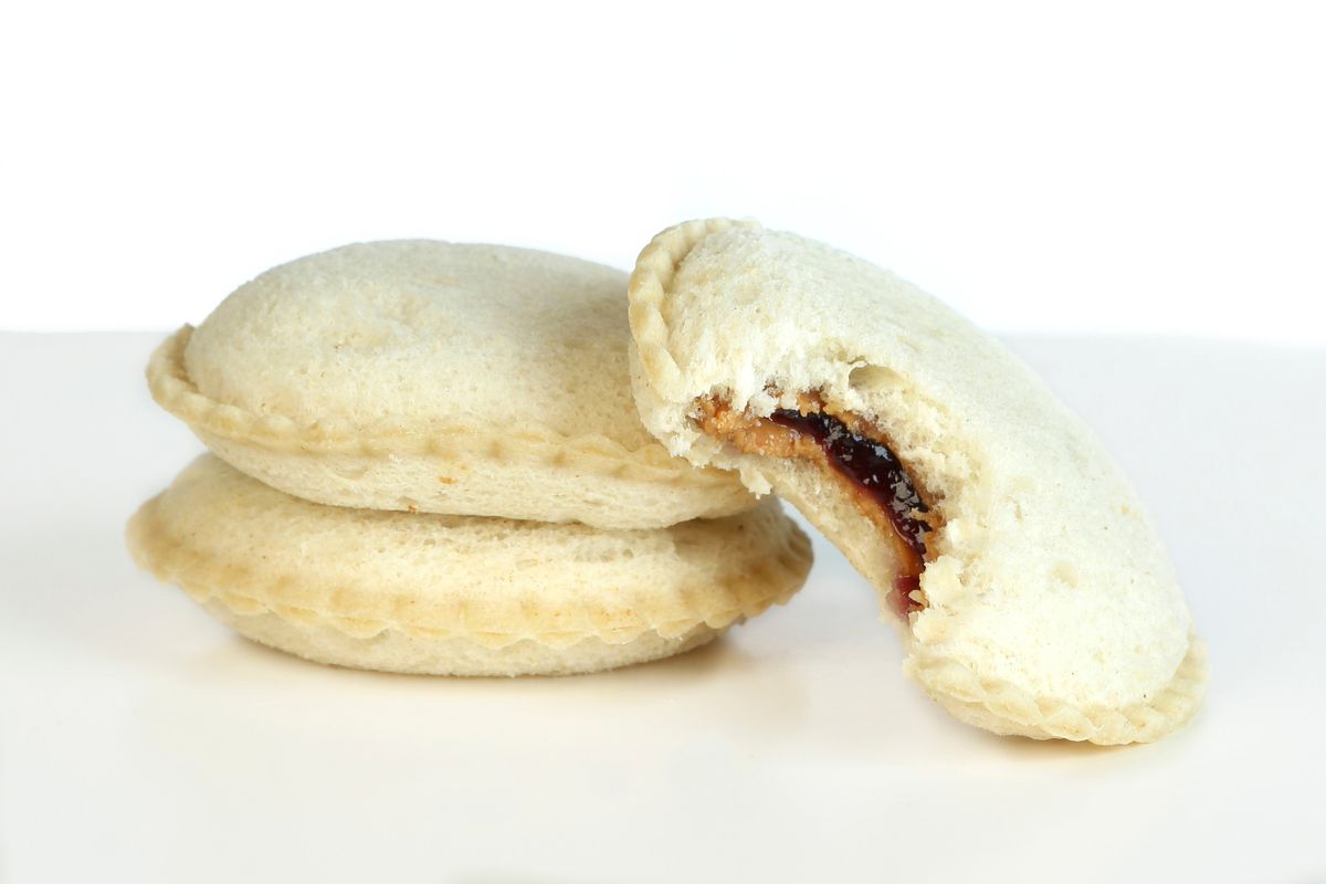 NFL players consume mass quantities of Uncrustables, the premade peanut butter and jelly sandwiches. (ALESSANDRA MONTALTO/New York Times)