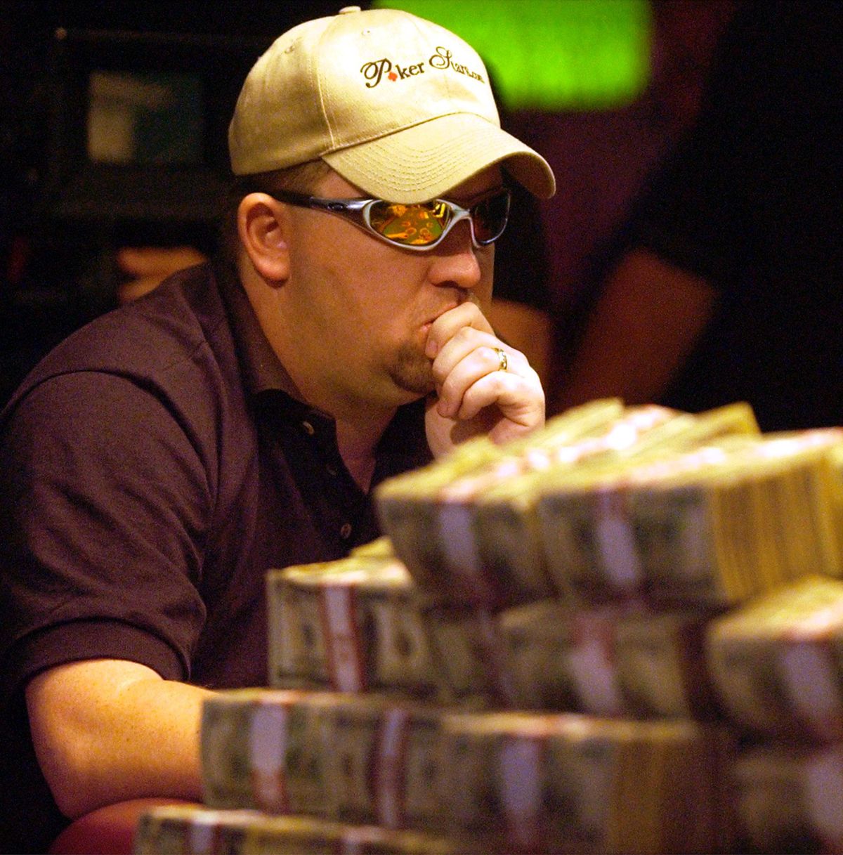 Chris Moneymaker of Spring Hill, Tennessee, plays the final hand of the World Series of Poker in 2003 at the Binion’s Horseshoe Casino in Las Vegas. Moneymaker, who won the $2.5 million tournament after qualifying in a $40 internet tournament, has legislators taking a second look at possible regulation of internet gambling. (JOE CAVARETTA / ASSOCIATED PRESS)