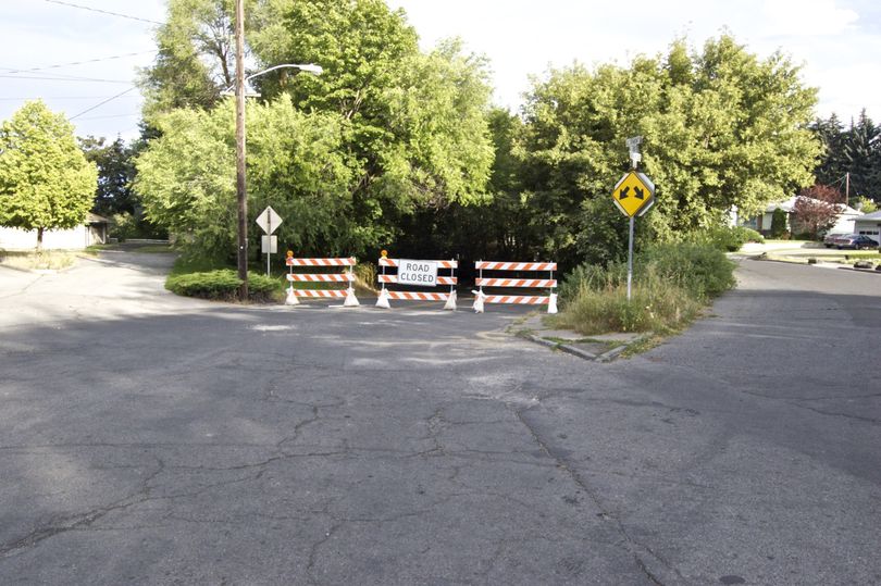 Altamont is closed and will remain closed as the water main project on Ninth Avenue progresses.  (Tony Kliment)