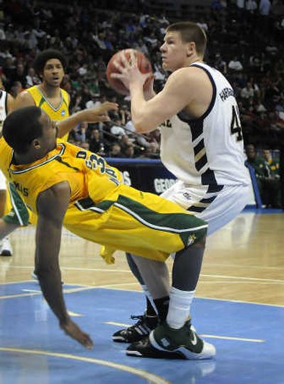 
Six-foot-8, 250-pound center Luke Harangody will be a load for Cougars, especially if they force Irish into half-court game. 
 (Christopher Anderson / The Spokesman-Review)