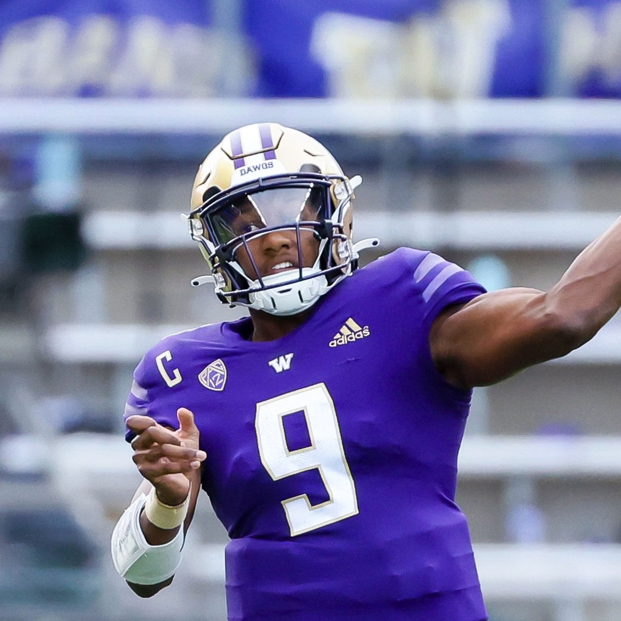 Washington QB Michael Penix Jr. to return for 2023 season - ESPN