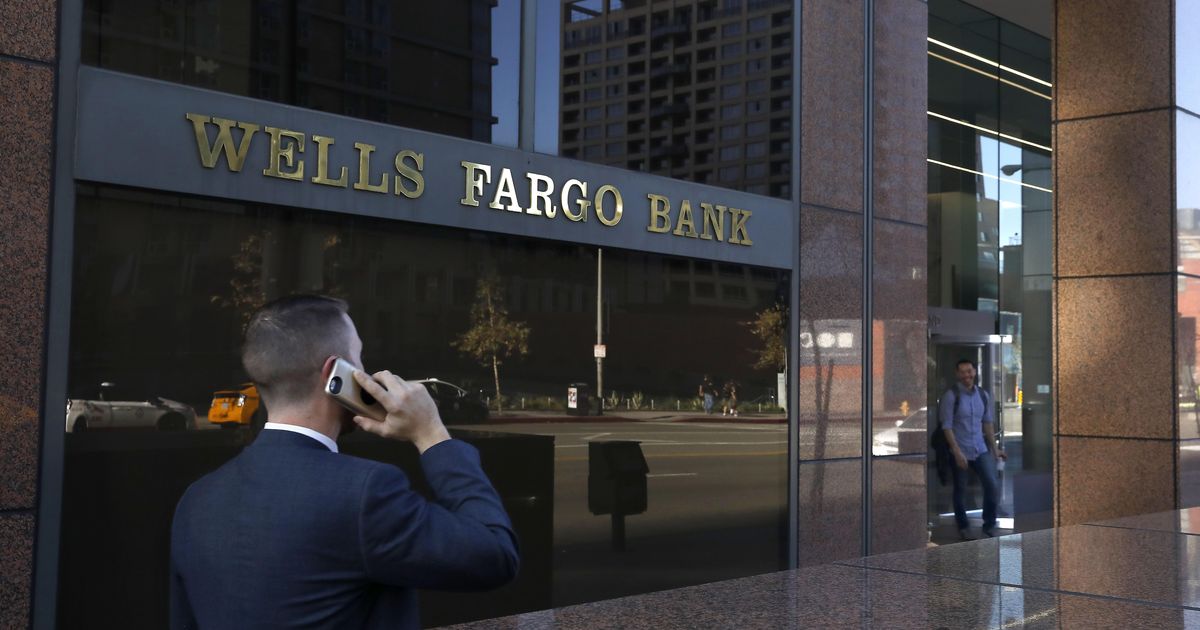Wells Fargo says its error cost hundreds more people their homes than