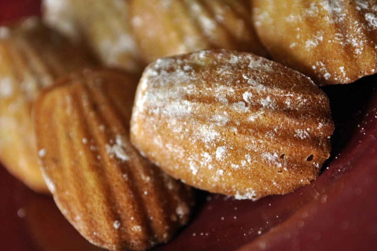 Lemon and lavender add a burst of flavor to traditional madeleines. (Adriana Janovich)