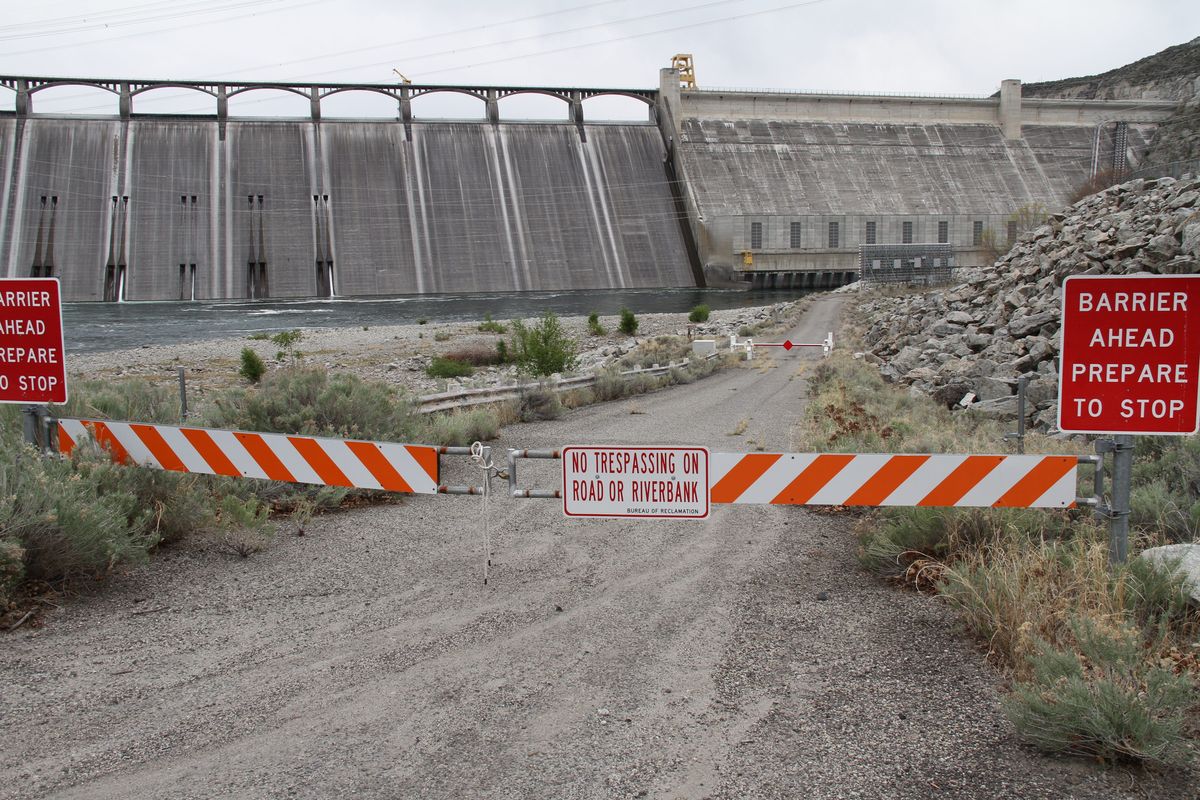 Signs mark restricted area downstream of Grand Coulee Dam.