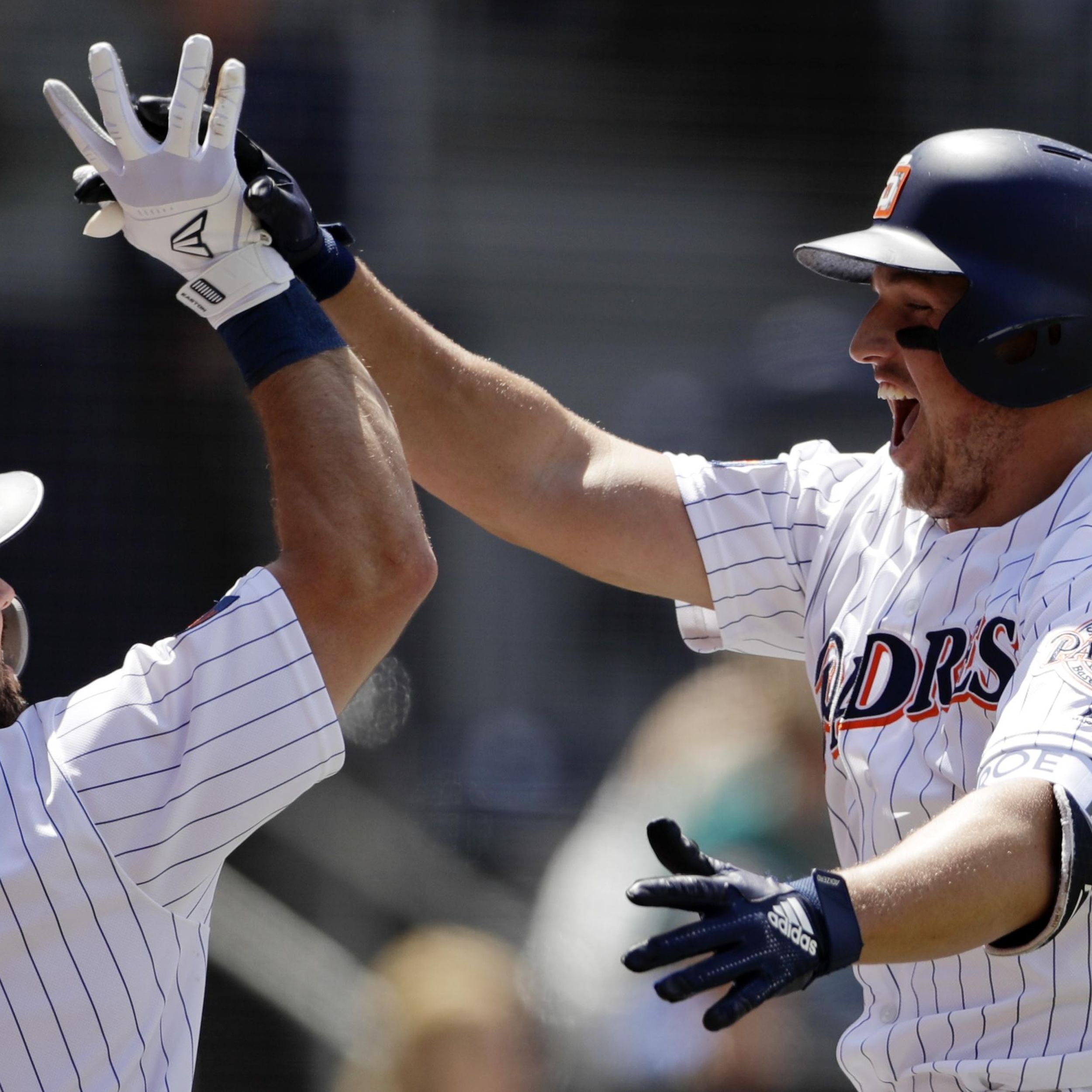 Joey Lucchesi, long balls carry Padres to 8-3 win over Mariners