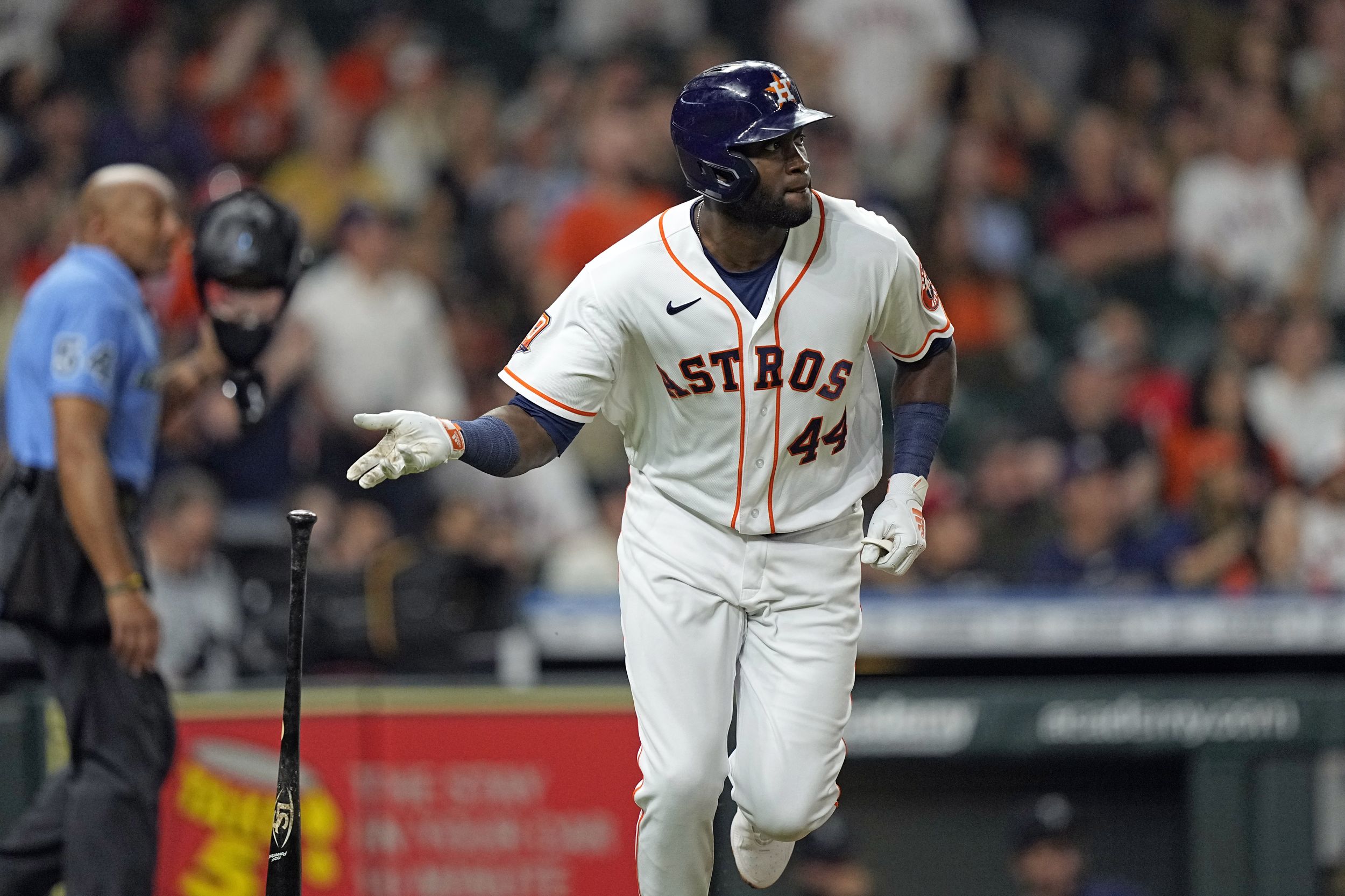 Houston Astros manager Dusty Baker Jr. watches batting practice before a  baseball game against the Seattle Mariners Tuesday, May 3, 2022, in  Houston. Baker is one win away from 2,000 career wins. (