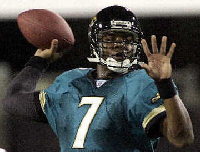 
Byron Leftwich steers Jaguars offense. 
 (Associated Press / The Spokesman-Review)