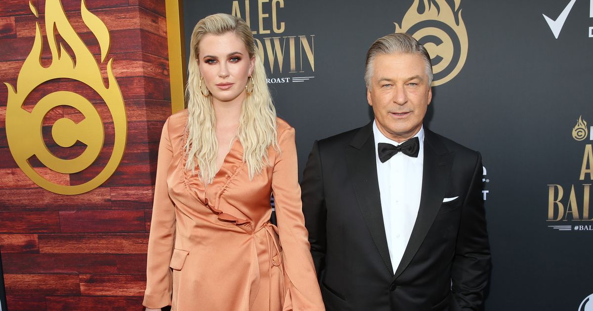 Alec Baldwin’s daughter Ireland introduces her daughter to her 22-month-old aunt