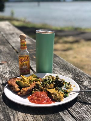 One of the joys of RV travel is the instant picnic. This meal happened along the banks of the mighty Columbia near Longview, Wash., on our way home from Cape Disappointment. (Leslie Kelly)
