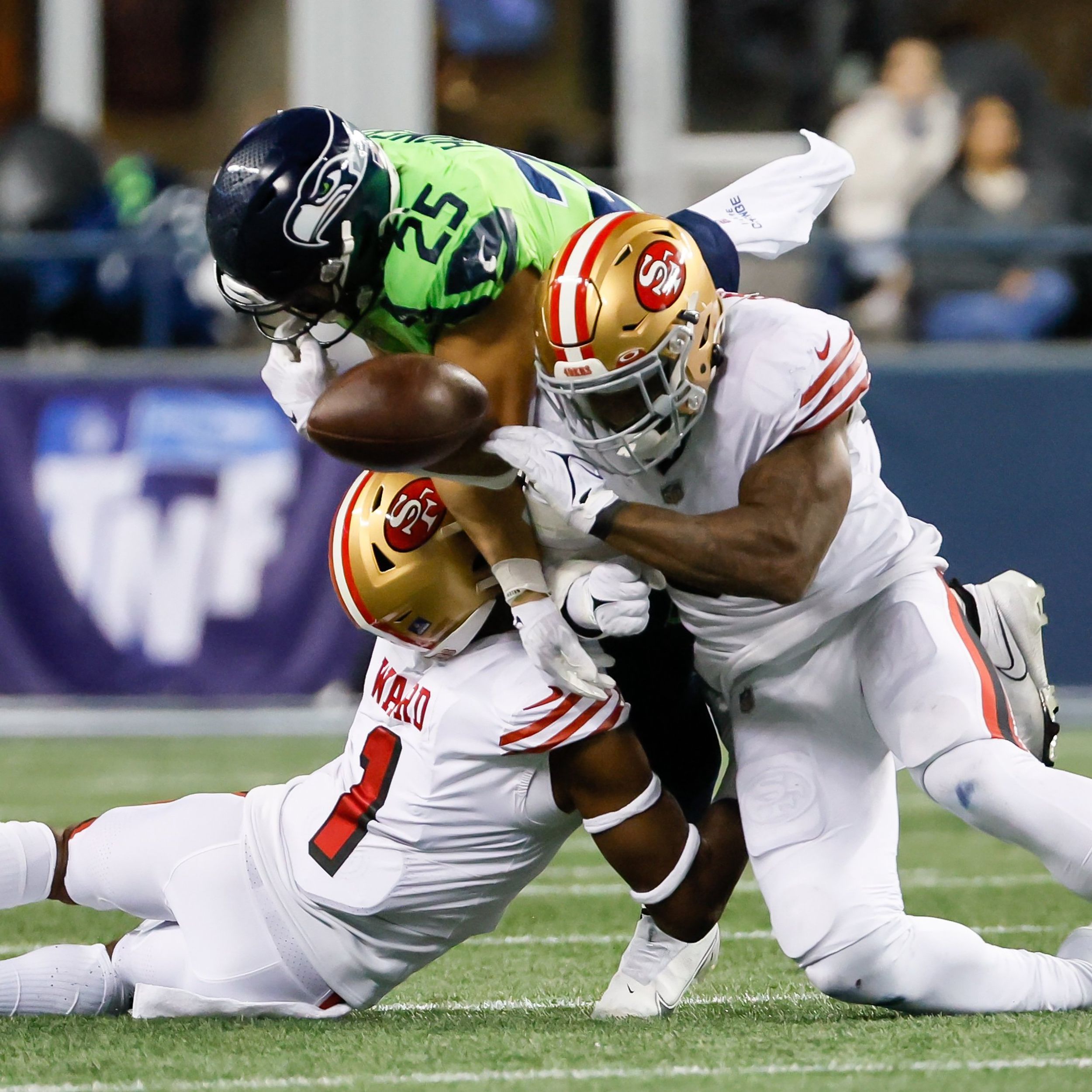 Seahawks come up short in 21-16 loss to Buc