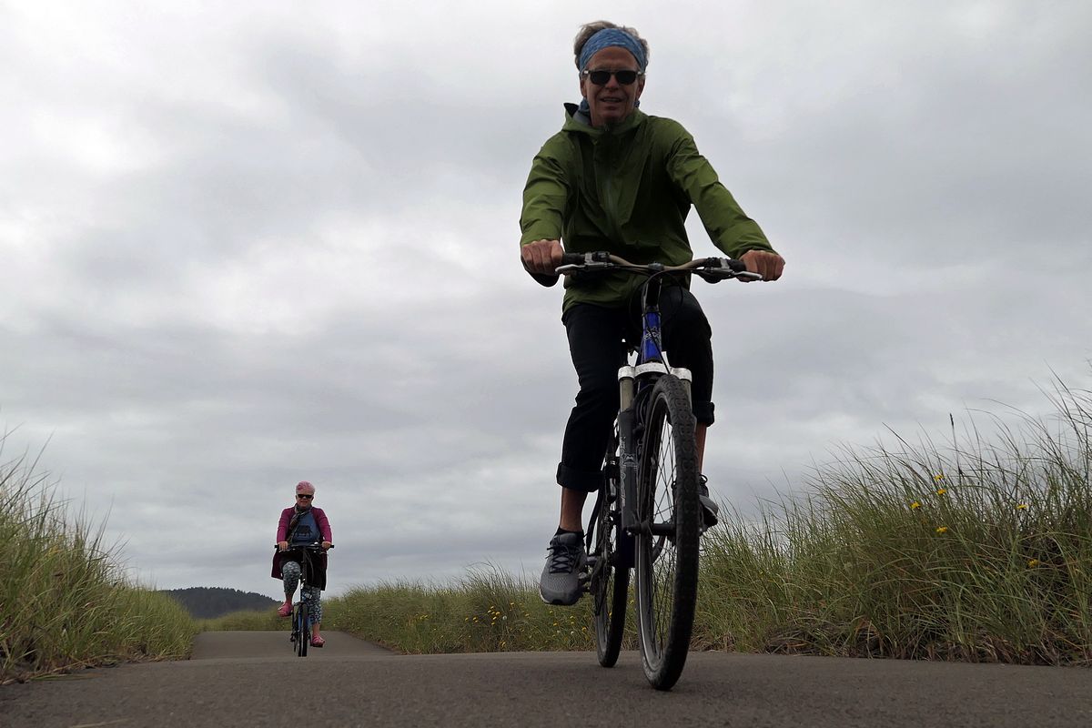 The 8.2-mile Discovery Trail travels through sand dunes on the Long Beach Peninsula. (John Nelson)