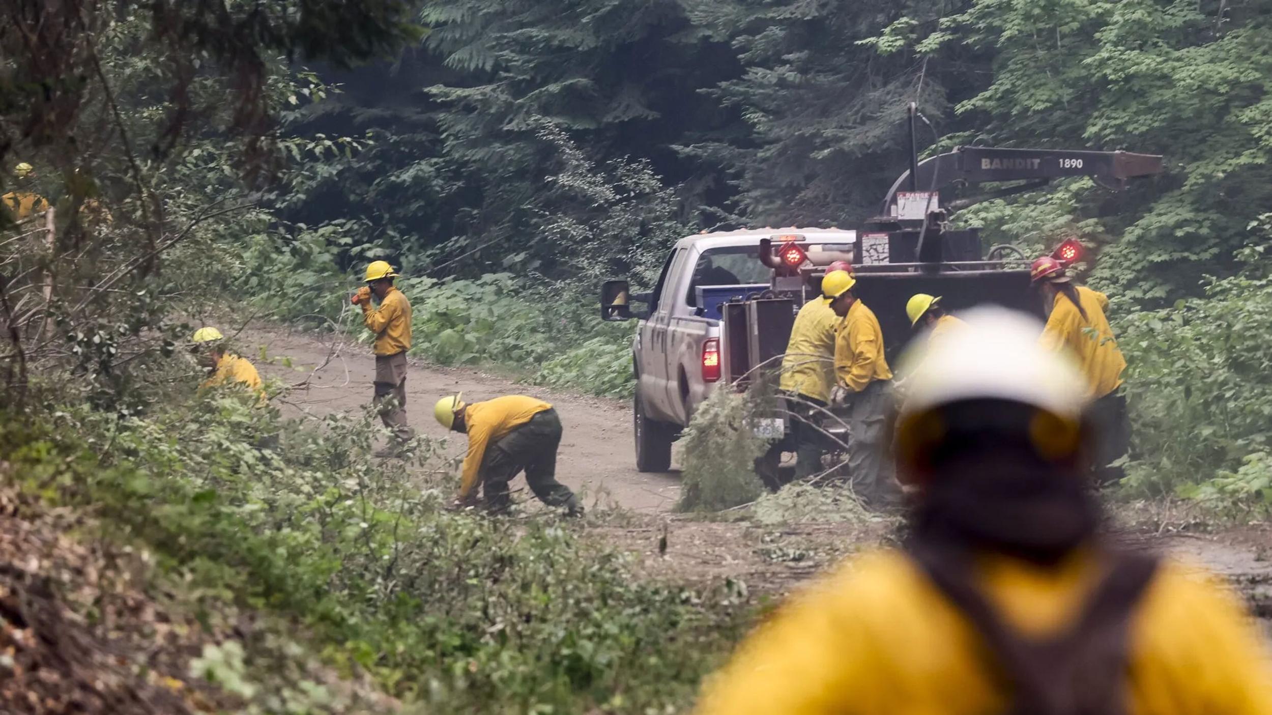 Little Giant wildfire grows to 170,000 acres, now largest in WA - Tue, 01 Sep 2026 PST