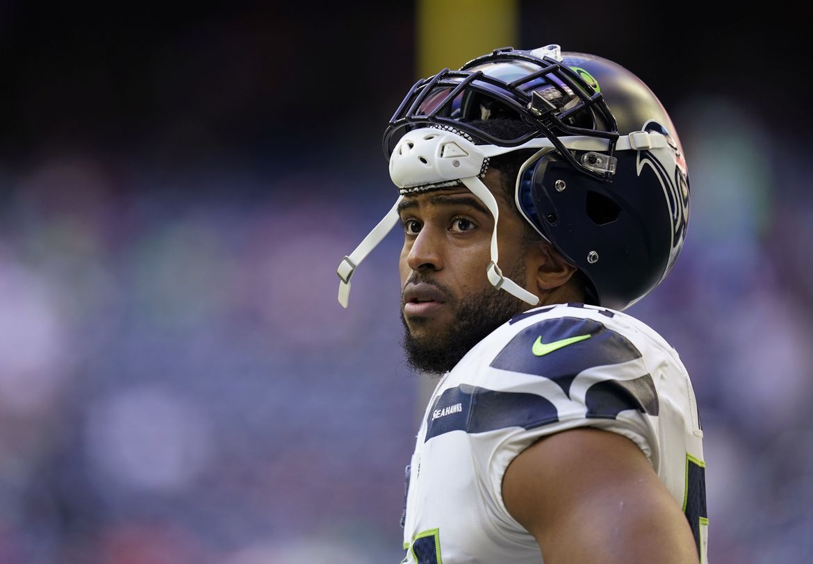 Russell Wilson's and Bobby Wagner's achievements as Seahawks go far beyond  the field