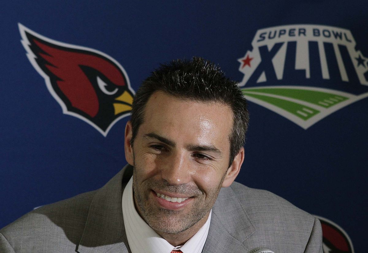 Arizona quarterback Kurt Warner meets the media at the team hotel in Tampa. Cardinals play the Steelers on Sunday in the Super Bowl.  (Associated Press / The Spokesman-Review)