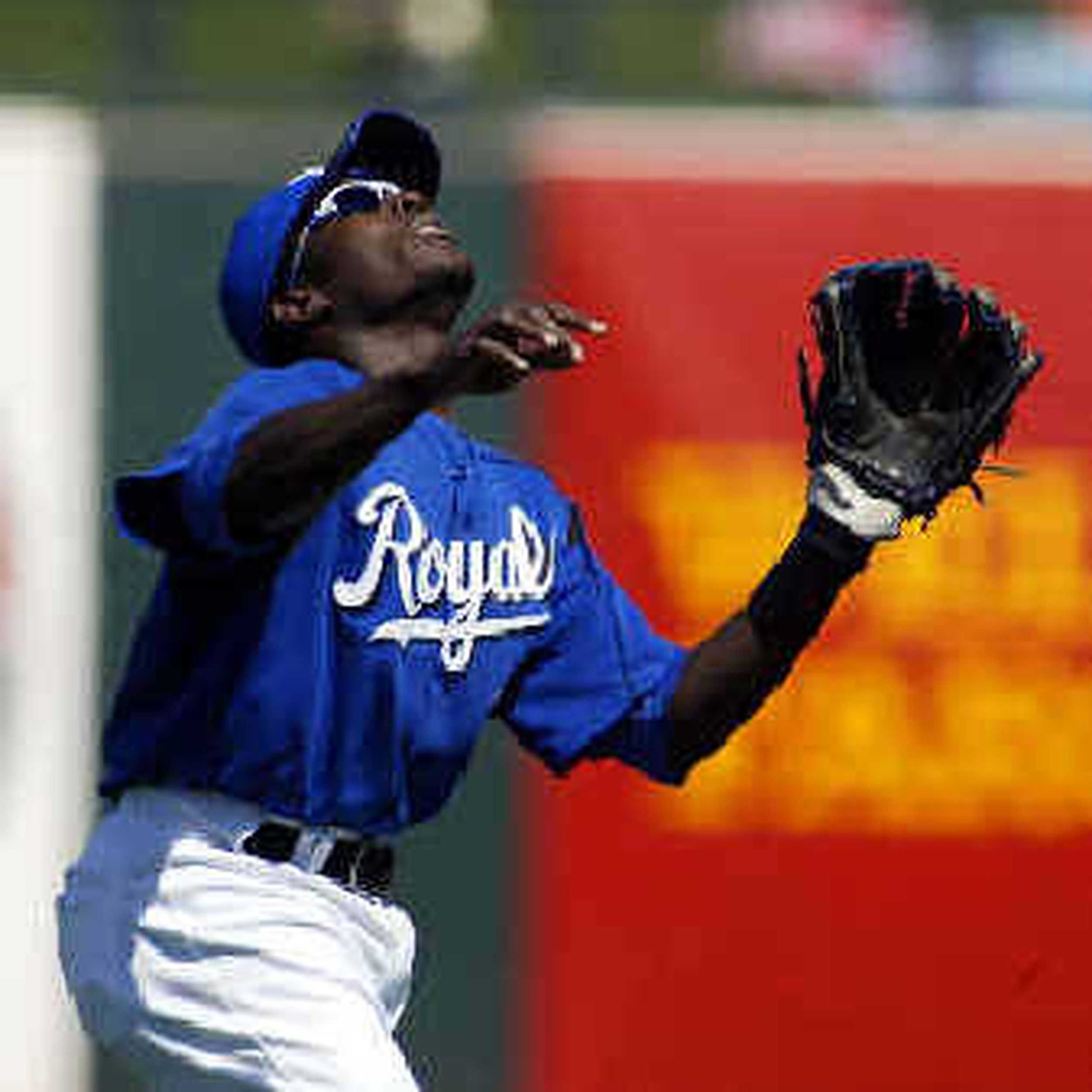 Mike Sweeney autographed 8x10 Photo (Kansas City Royals)