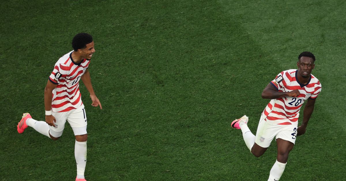 Relentless USMNT opens World Cup with 4-1 rout of Paraguay