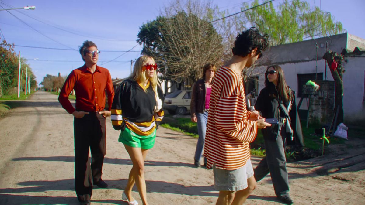 Simon Rex, left, Chloë Sevigny, Joe Apollonio, Alex Wolff and Amalia Ulman in “Magic Farm.”  (Mubi)