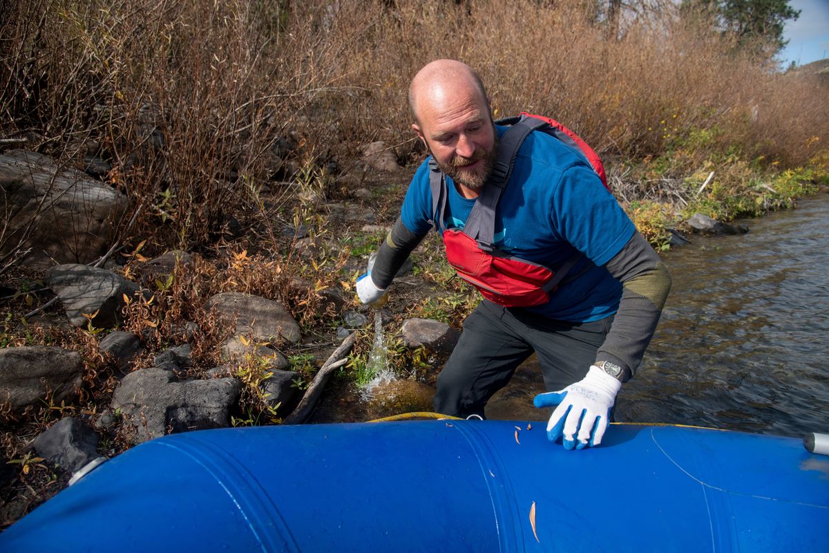 Cleaning up the river: Spokane Riverkeeper ramps up river floats to pick up  trash