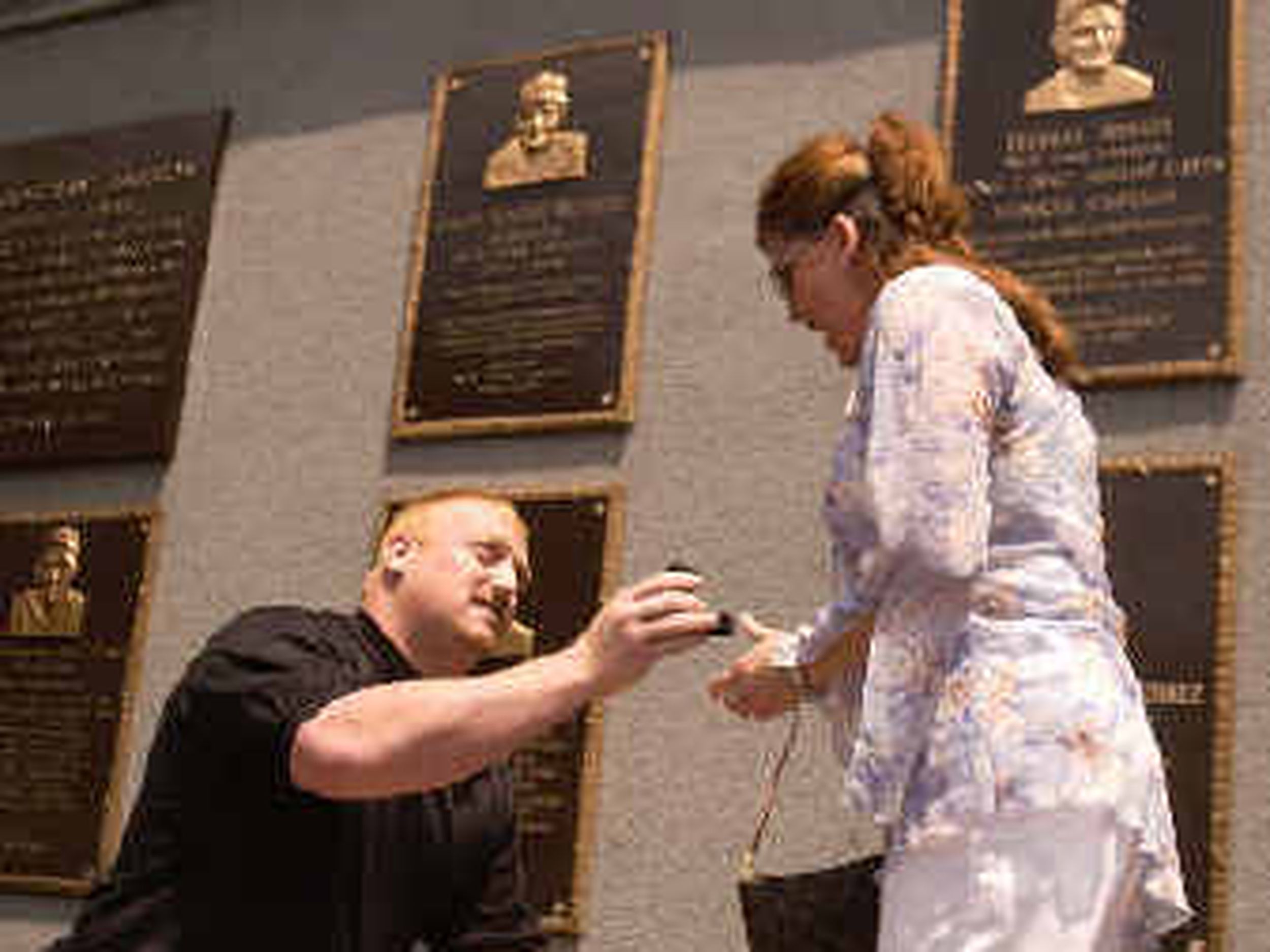 BaseballHistoryNut on X: Thurman Munson's wife(Diana) and son(Mike)  standing in front the captain's monument  / X