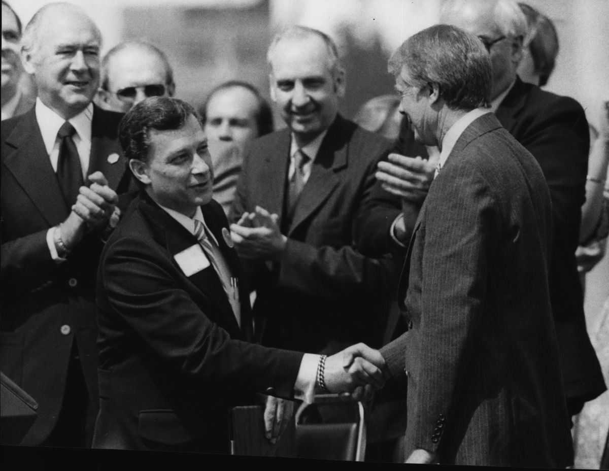 Mayor Ron Bair shakes hands with President Jimmy Carter in 1978.