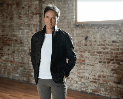 Country singer-songwriter Bryan White returns to Spokane on Saturday to perform at the annual Heart Strings benefit concert. 