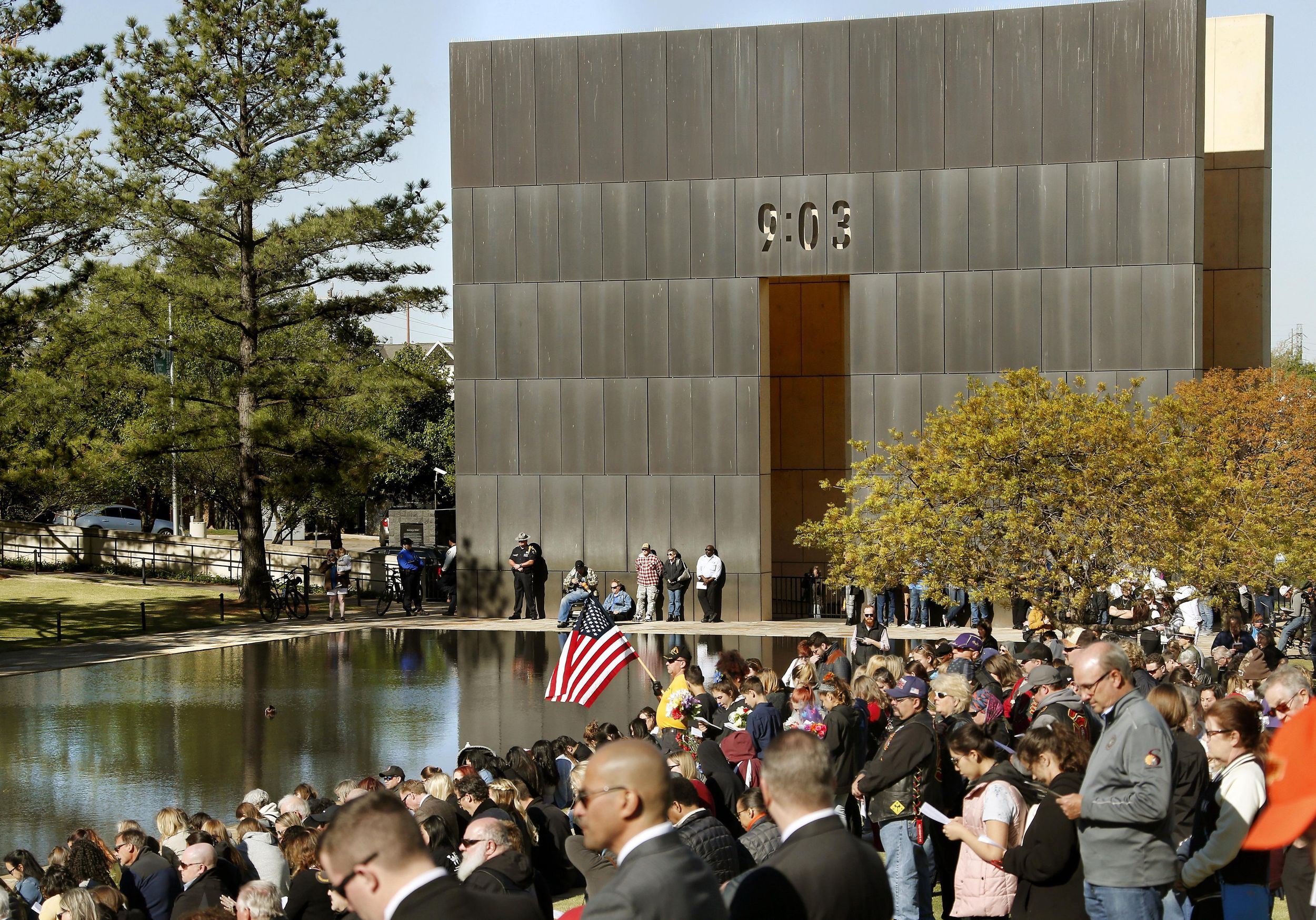 Oklahoma City bombing 'Survivor Tree' DNA to live on - The Columbian