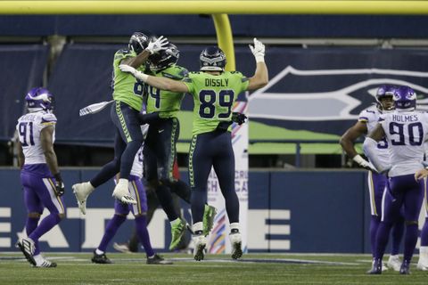 Commentary: The 5-0 Seahawks have become the NFL's must-watch team