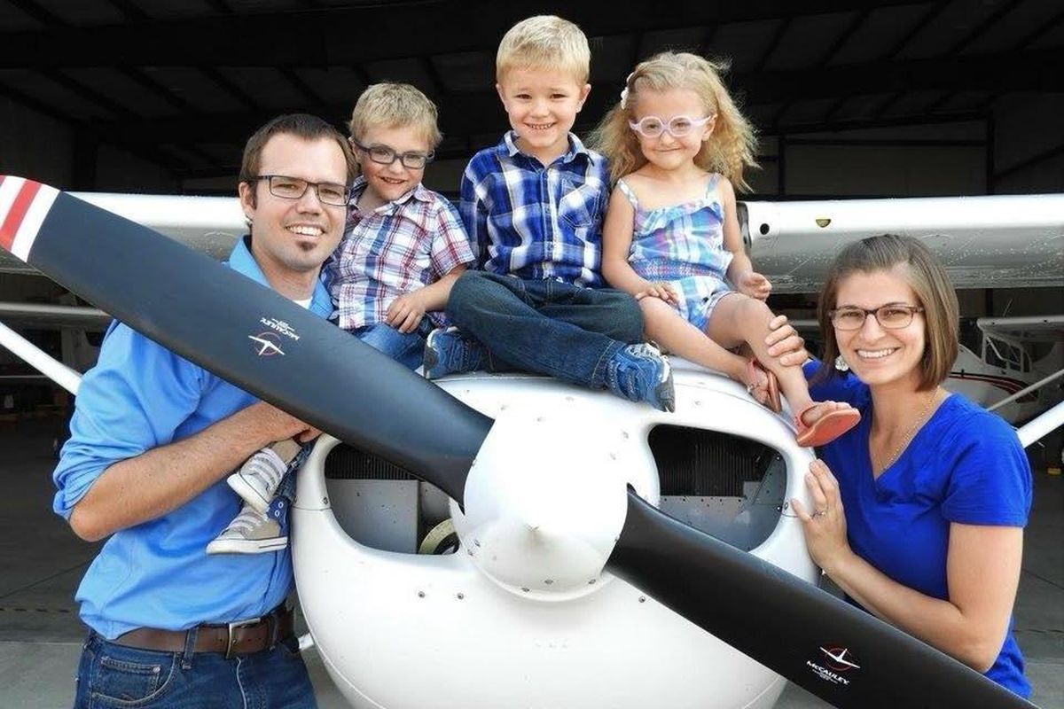 Diego Senn, left, a flight instructor for Moody Aviation, died Friday morning in a plane crash near Deer Park. (GoFundMe.com)